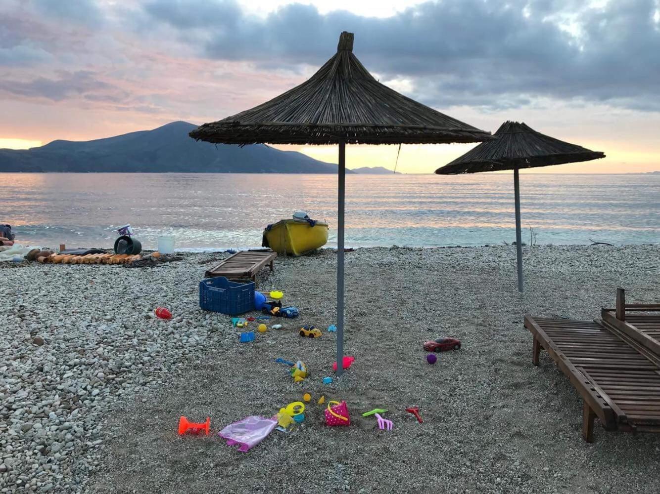 Karaburun Sunset Beach โอริคูม ภายนอก รูปภาพ